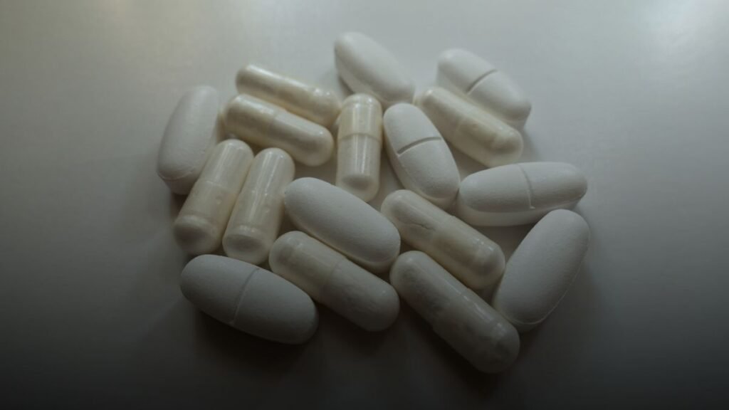 Verschillende soorten magnesium op tafel